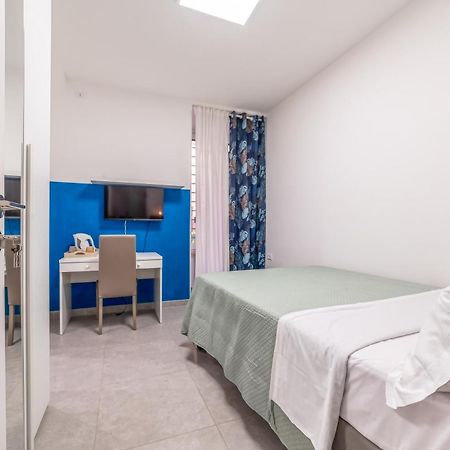 Cozy Enna Rooms - Metro Re Di Roma Экстерьер фото